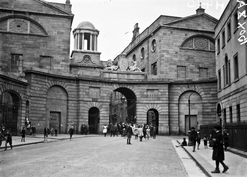 The top of Henrietta Street<br />
This image is reproduced courtesy of the National Library of Ireland INDH416<br />
<br />
